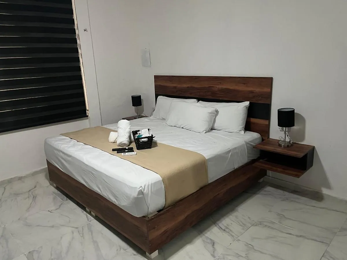 Hotel Balam Playa - 15Th Ave Playa del Carmen 5*,