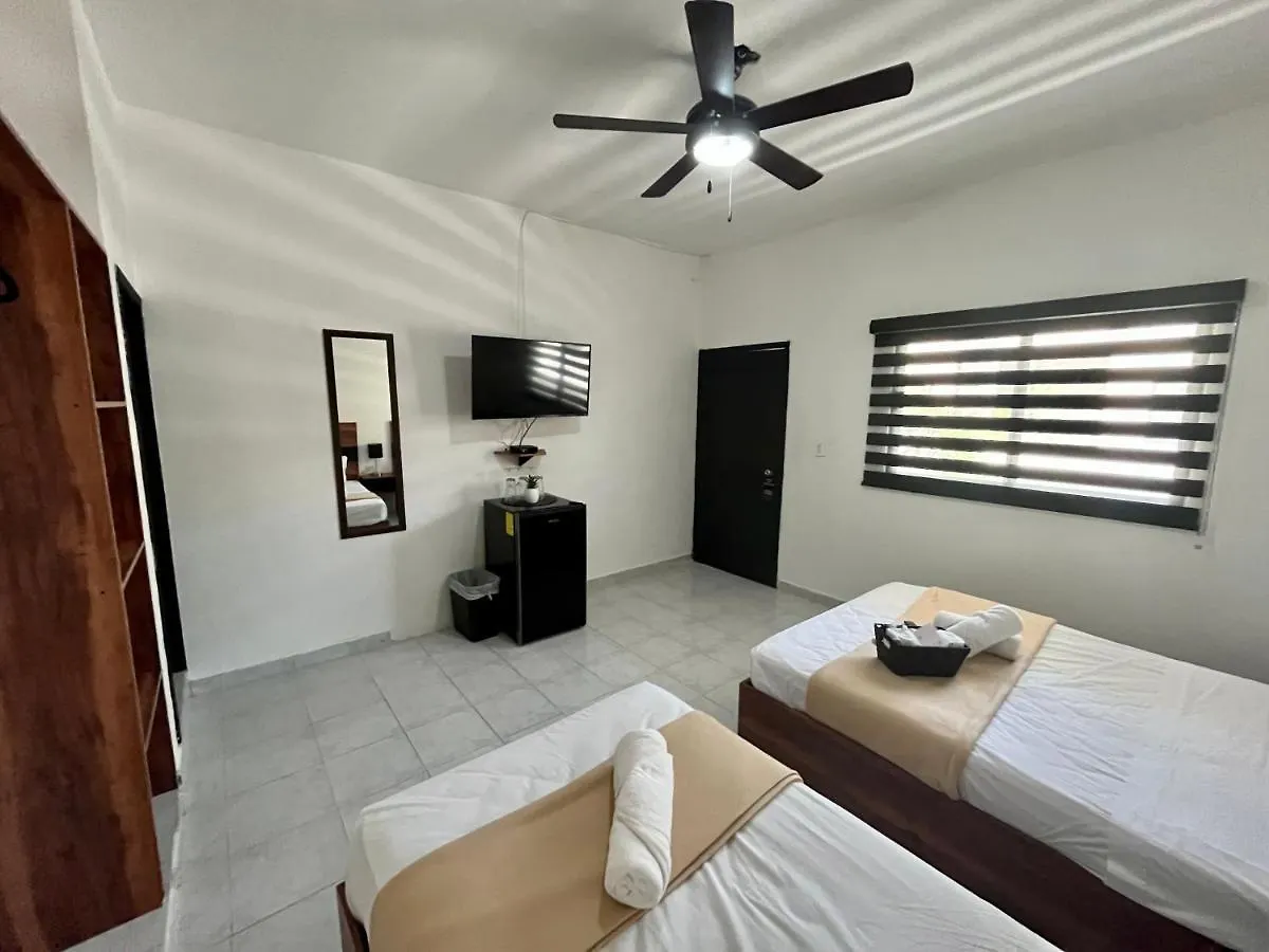 Hotel Balam Playa - 15Th Ave Playa del Carmen México
